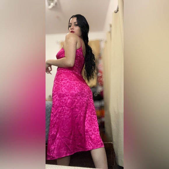 Pink Dress - Picture 3 of 4